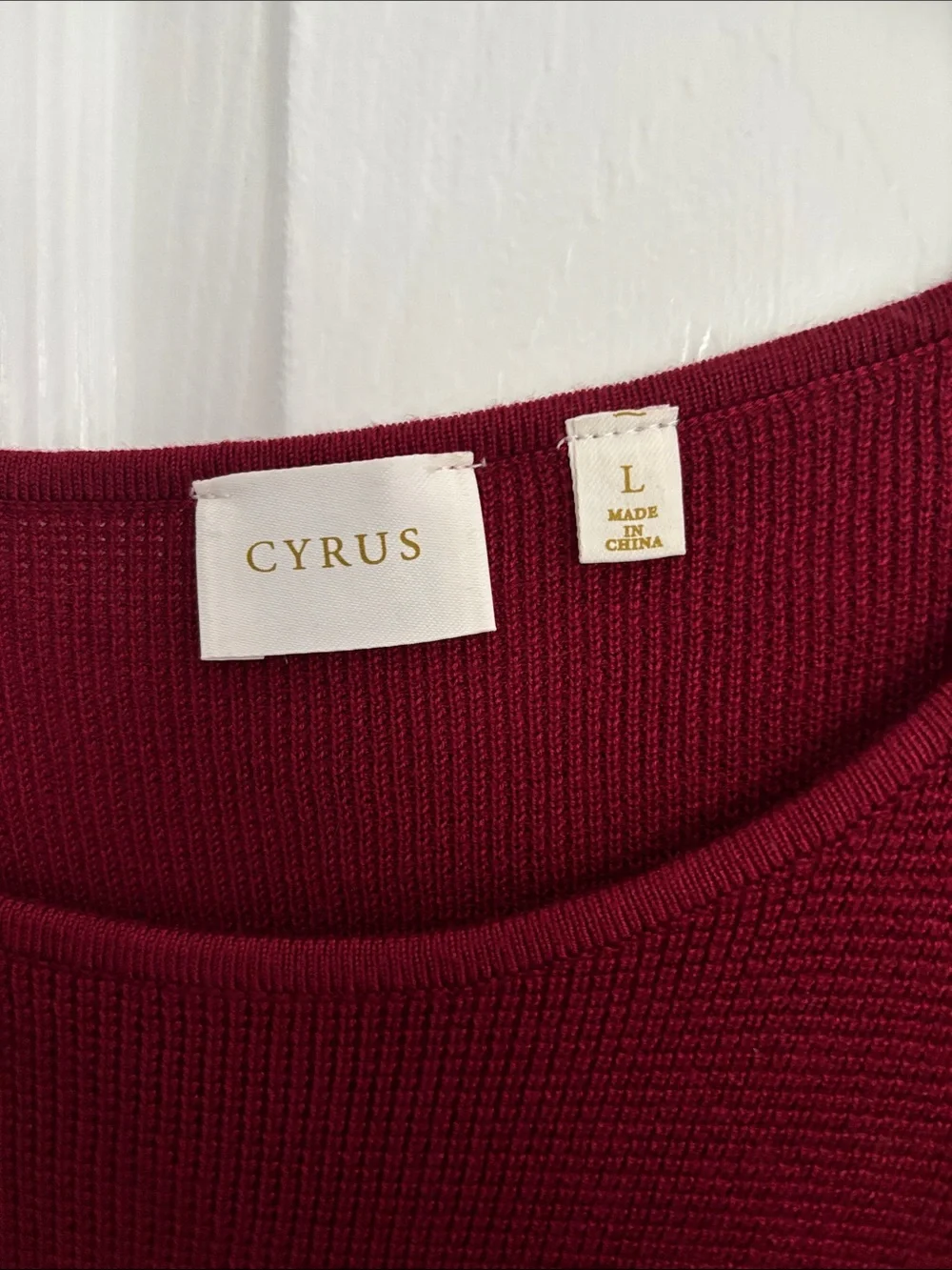 Cyrus Women's Deep Wine Scoop Neck Knit Sweater